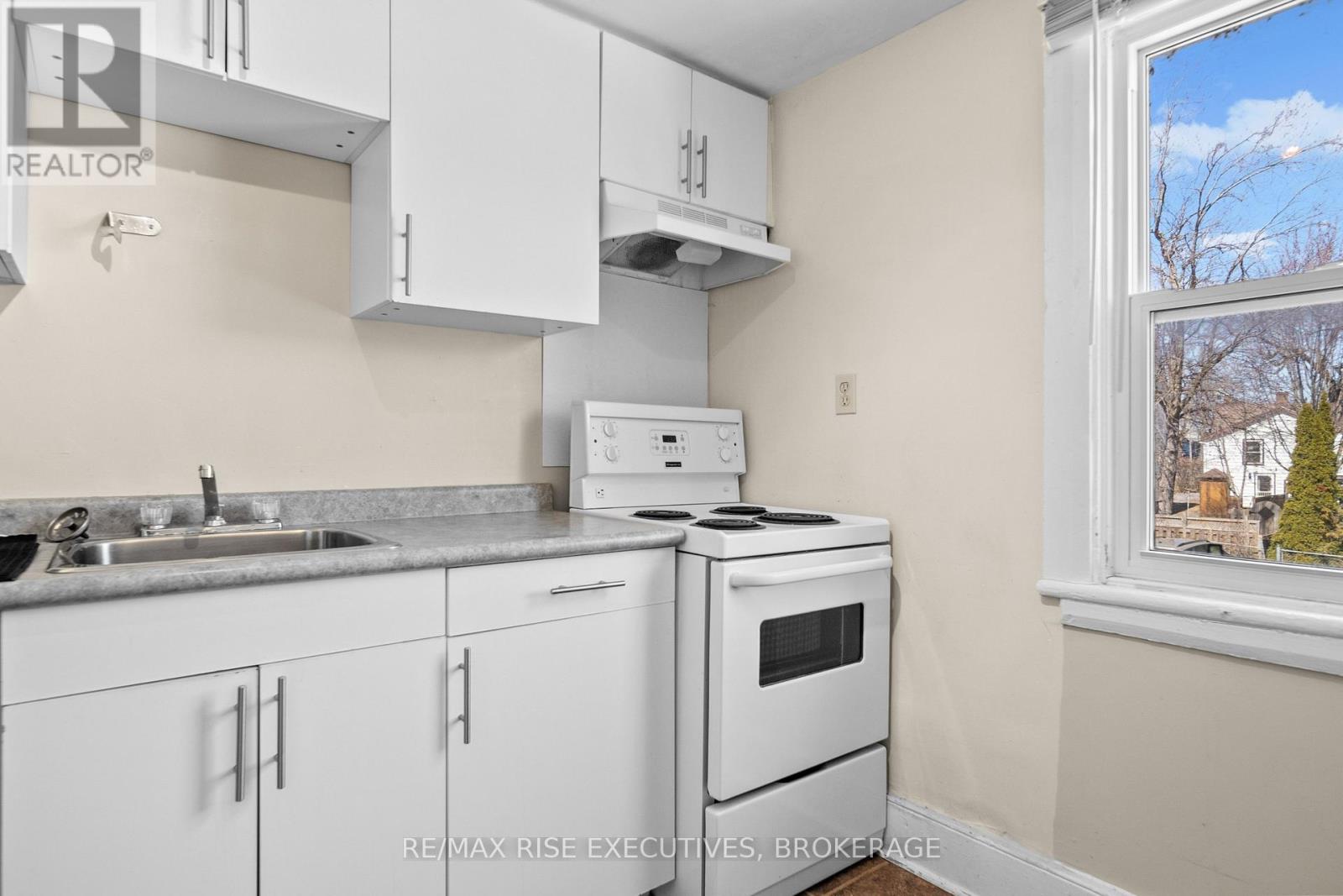 143-145 Ordnance Street, Kingston (East Of Sir John A. Blvd), Ontario  K7K 1G9 - Photo 39 - X12888102