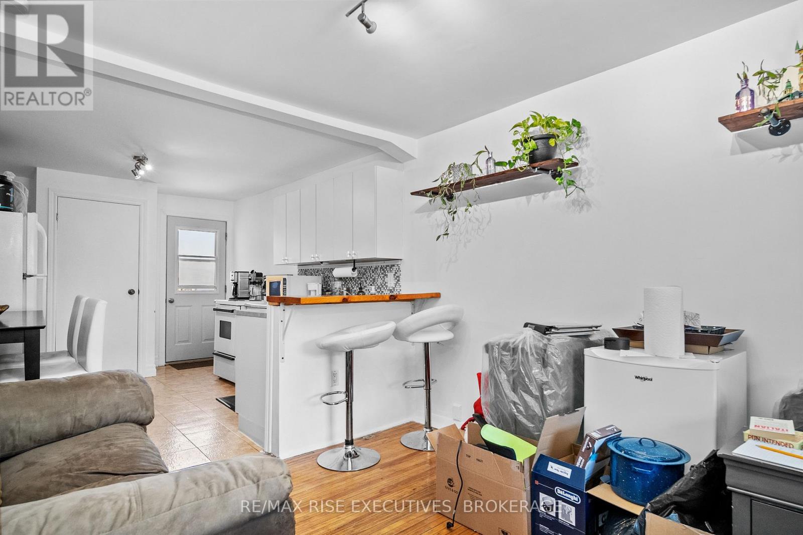 143-145 Ordnance Street, Kingston (East Of Sir John A. Blvd), Ontario  K7K 1G9 - Photo 4 - X12888102