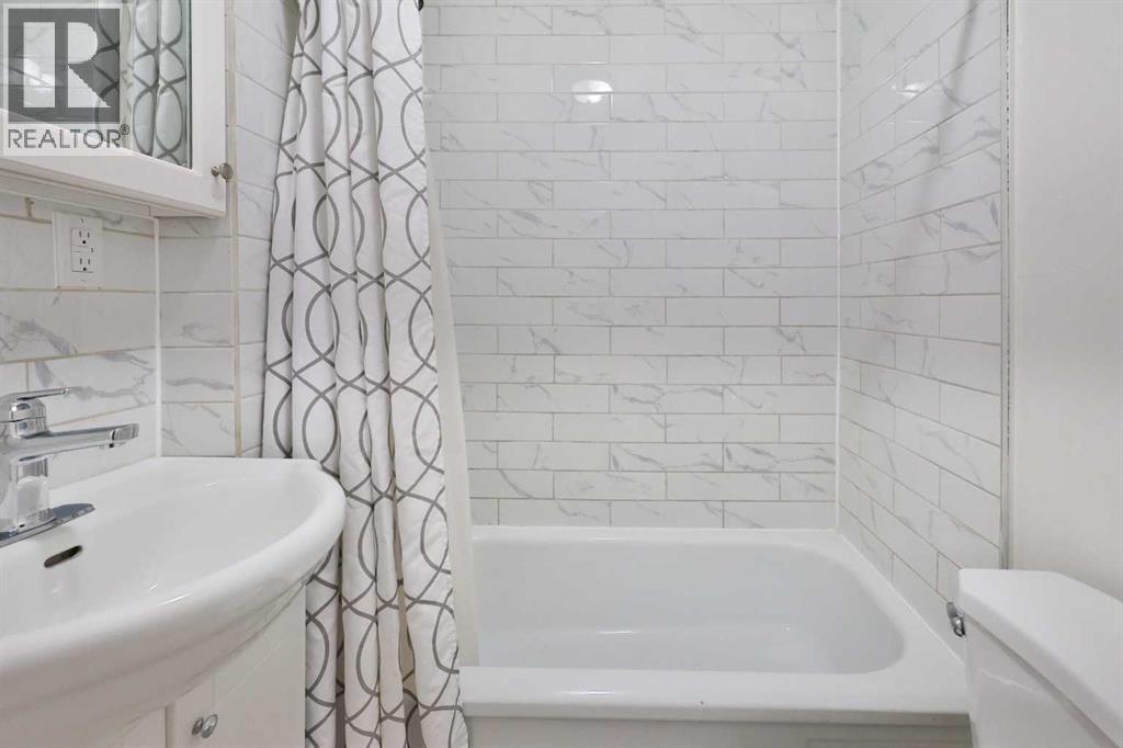 184 W 100 S, Raymond, Alberta  T0K 2S0 - Photo 32 - A2287529