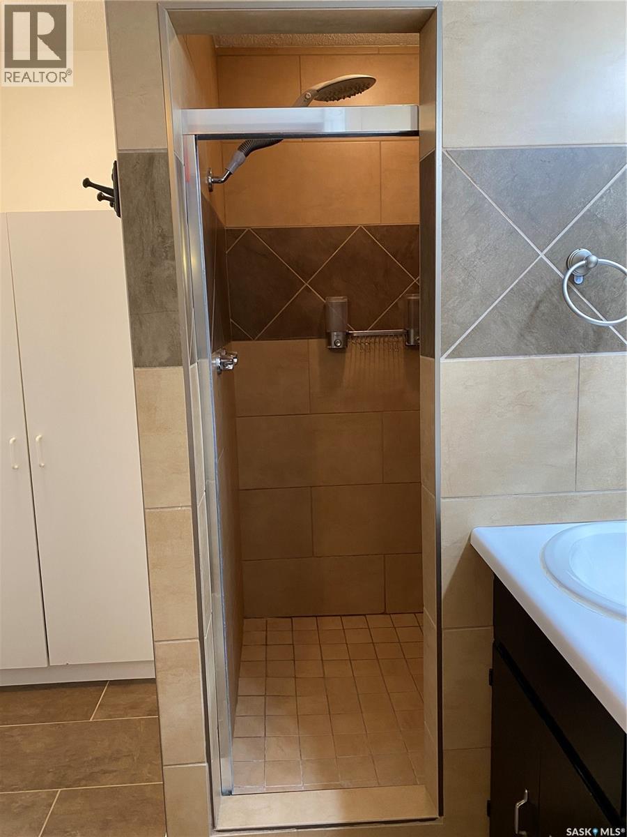 294 Burke Crescent, Swift Current, Saskatchewan  S9H 4H6 - Photo 15 - SK030277