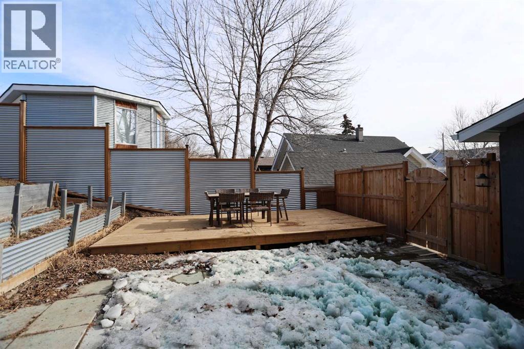 18 Maple Street, Okotoks, Alberta  T1S 1J6 - Photo 34 - A2284740