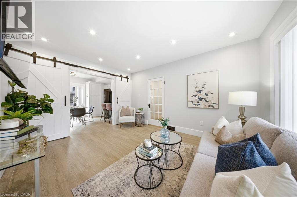 35 Stirling Avenue N, Kitchener, Ontario  N2H 3G4 - Photo 13 - 40810783