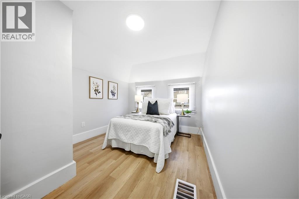 35 Stirling Avenue N, Kitchener, Ontario  N2H 3G4 - Photo 24 - 40810783