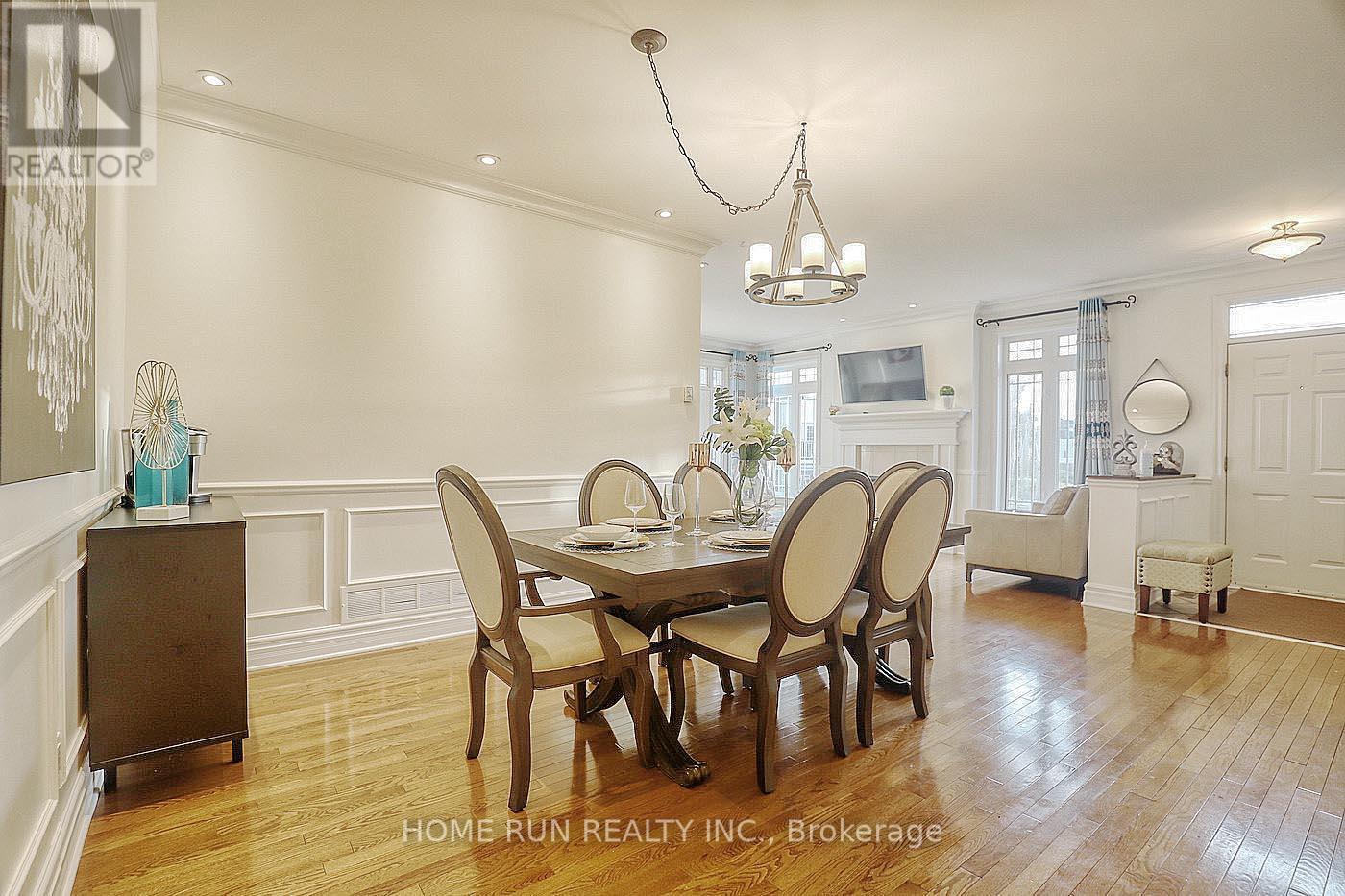 2 Waterford Way, Ottawa, Ontario  K2E 7V4 - Photo 4 - X12888036