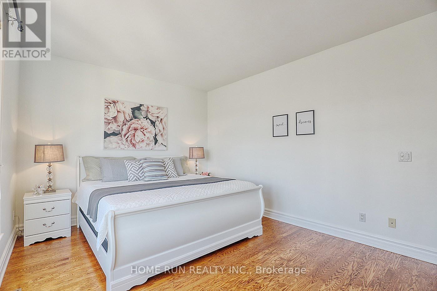 2 Waterford Way, Ottawa, Ontario  K2E 7V4 - Photo 9 - X12888036