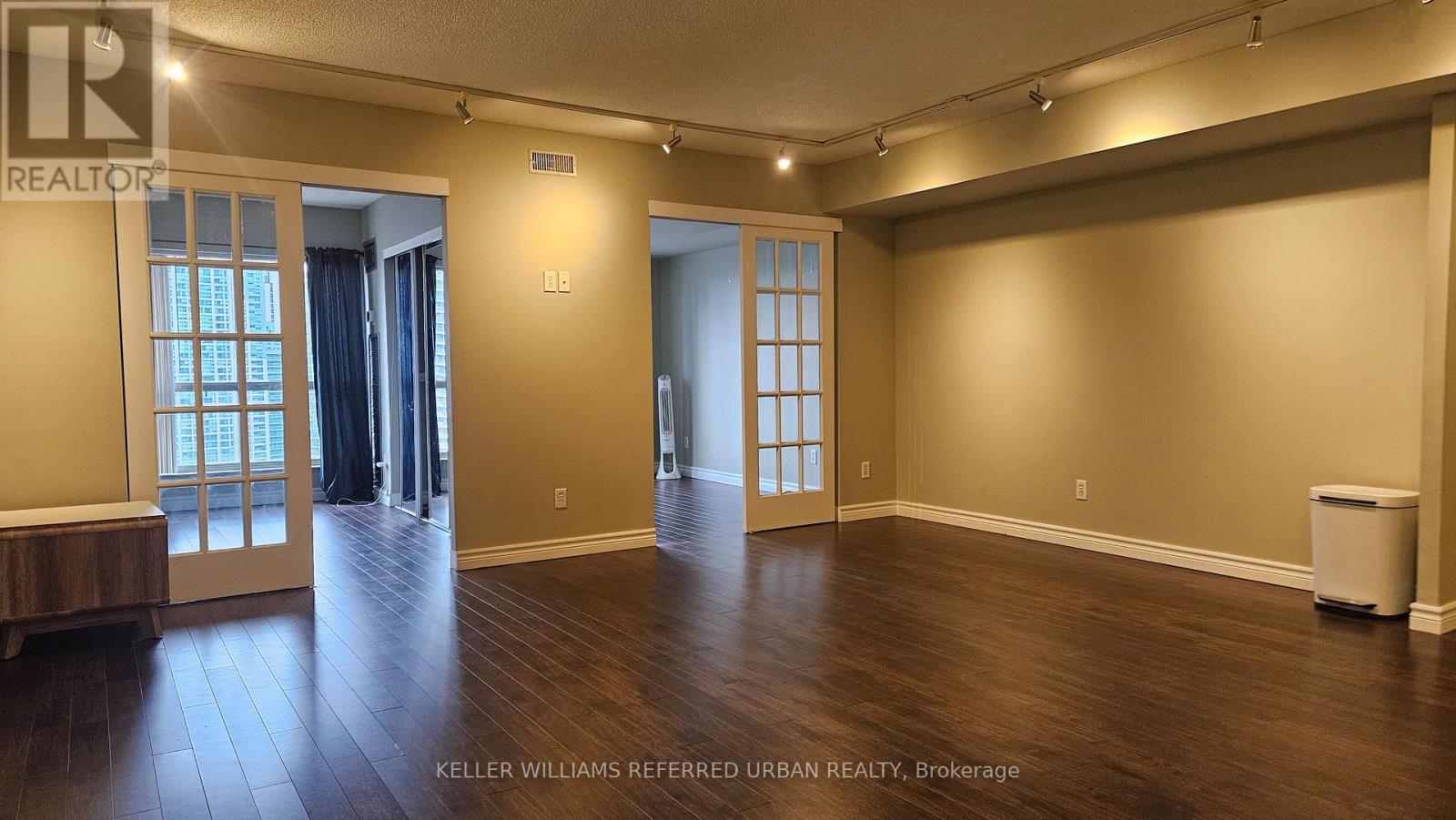 1922 - 25 The Esplanade, Toronto (Waterfront Communities), Ontario  M5E 1W5 - Photo 12 - C12886590