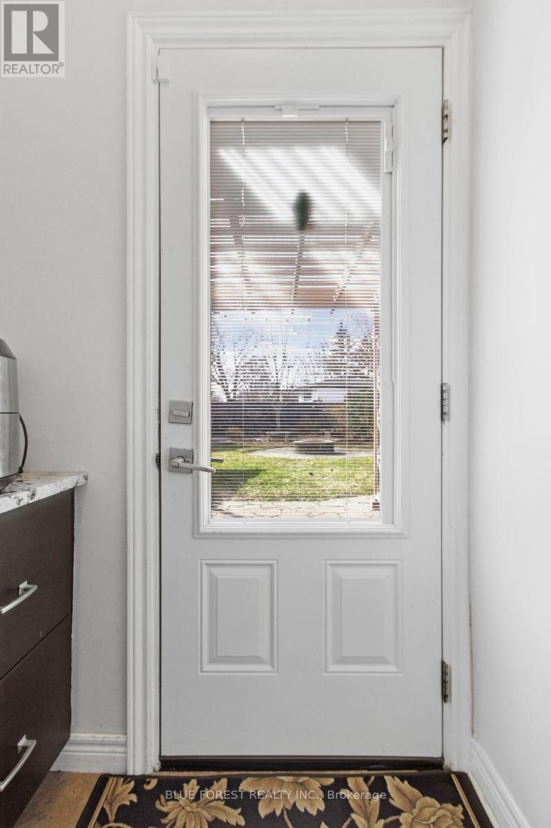 1975 Royal Crescent, London East, Ontario  N5V 1N6 - Photo 15 - X12888124