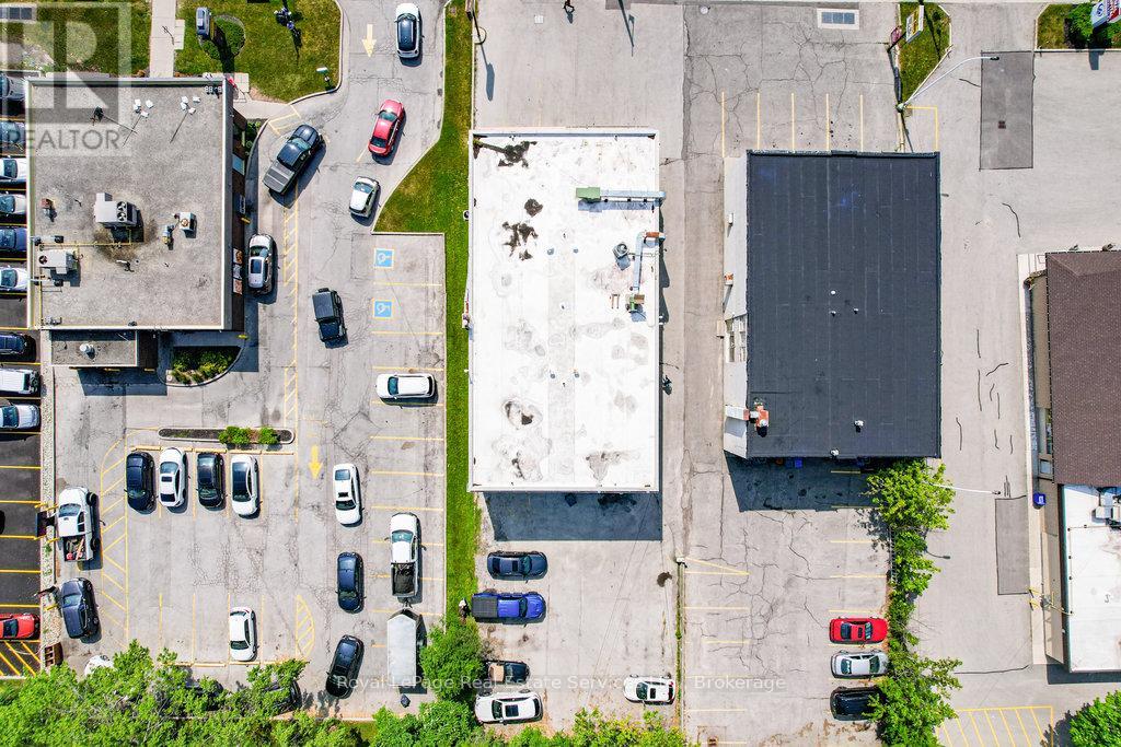 2307 - 2309 Lakeshore Road W, Oakville (Br Bronte), Ontario  L6L 1H2 - Photo 10 - W12888082