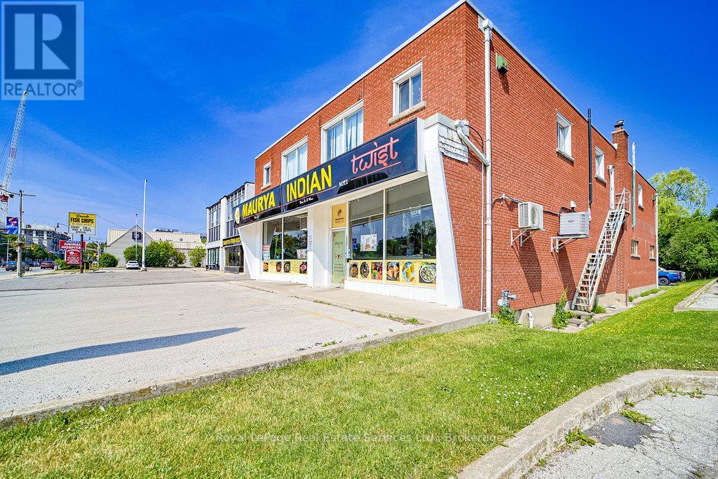 2307 - 2309 Lakeshore Road W, Oakville (Br Bronte), Ontario  L6L 1H2 - Photo 31 - W12888082