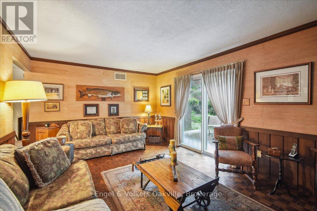 250 Gatestone Avenue, Oakville (Fd Ford), Ontario  L6J 5R9 - Photo 22 - W12888100