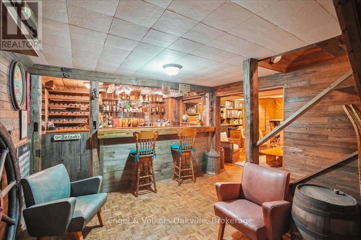 250 Gatestone Avenue, Oakville (Fd Ford), Ontario  L6J 5R9 - Photo 33 - W12888100