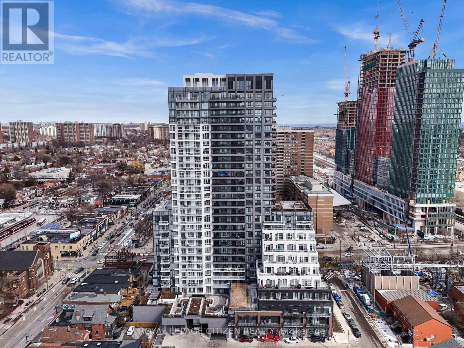 2110 - 286 Main Street, Toronto, Ontario  M4C 0B3 - Photo 3 - E12872898