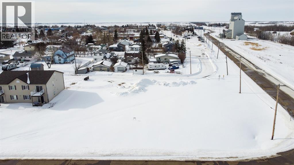 5 4th Street Se, Falher, Alberta  T0H 1M0 - Photo 3 - A1073005