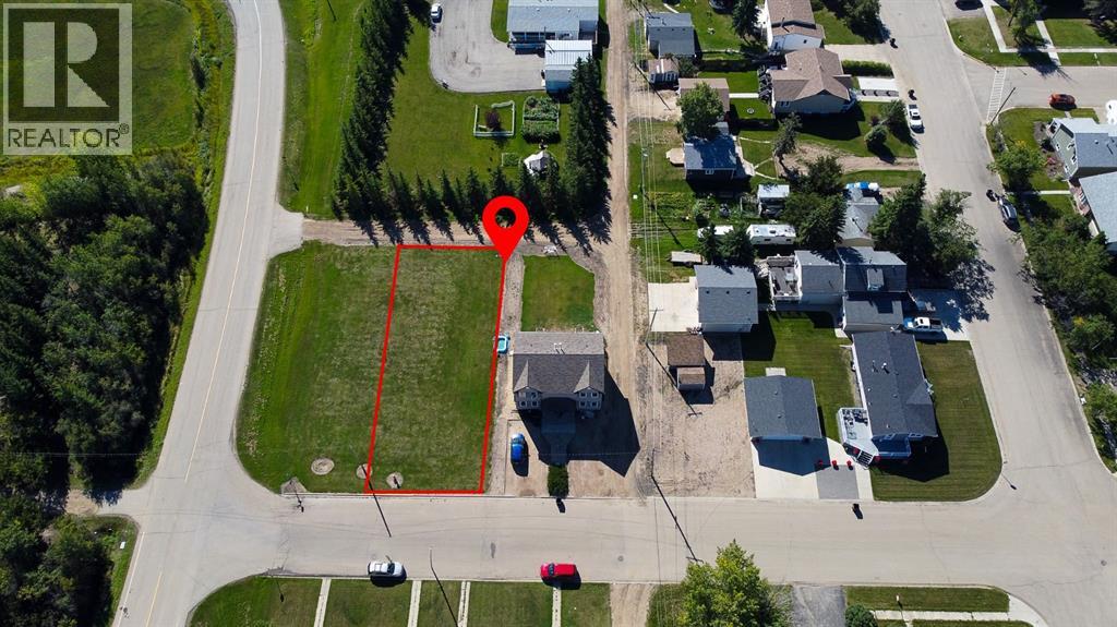 305 1st Se, Falher, Alberta  T0H 1M0 - Photo 2 - A1073011