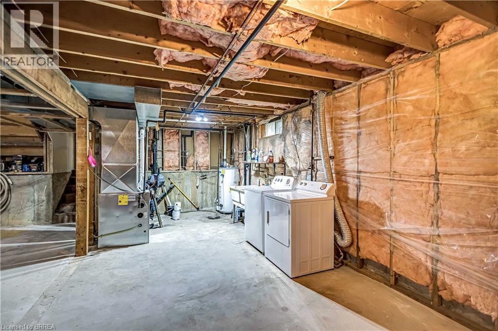 52 Charles Street, Brantford, Ontario  N3T 1B3 - Photo 37 - 40811637