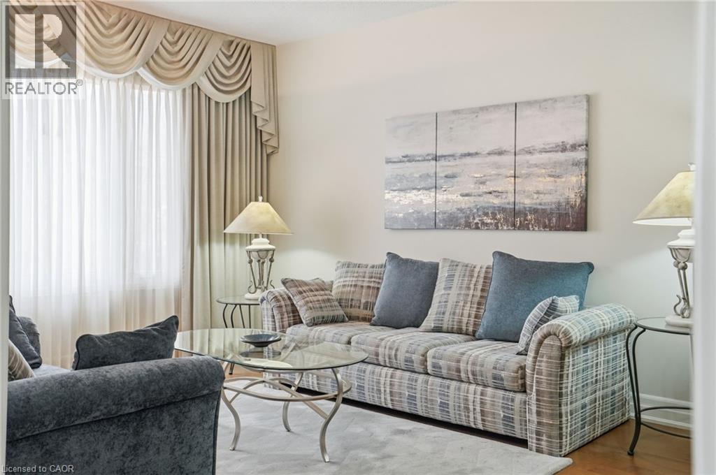 3192 Colebrook Court, Mississauga, Ontario  L5N 3E2 - Photo 5 - 40812537