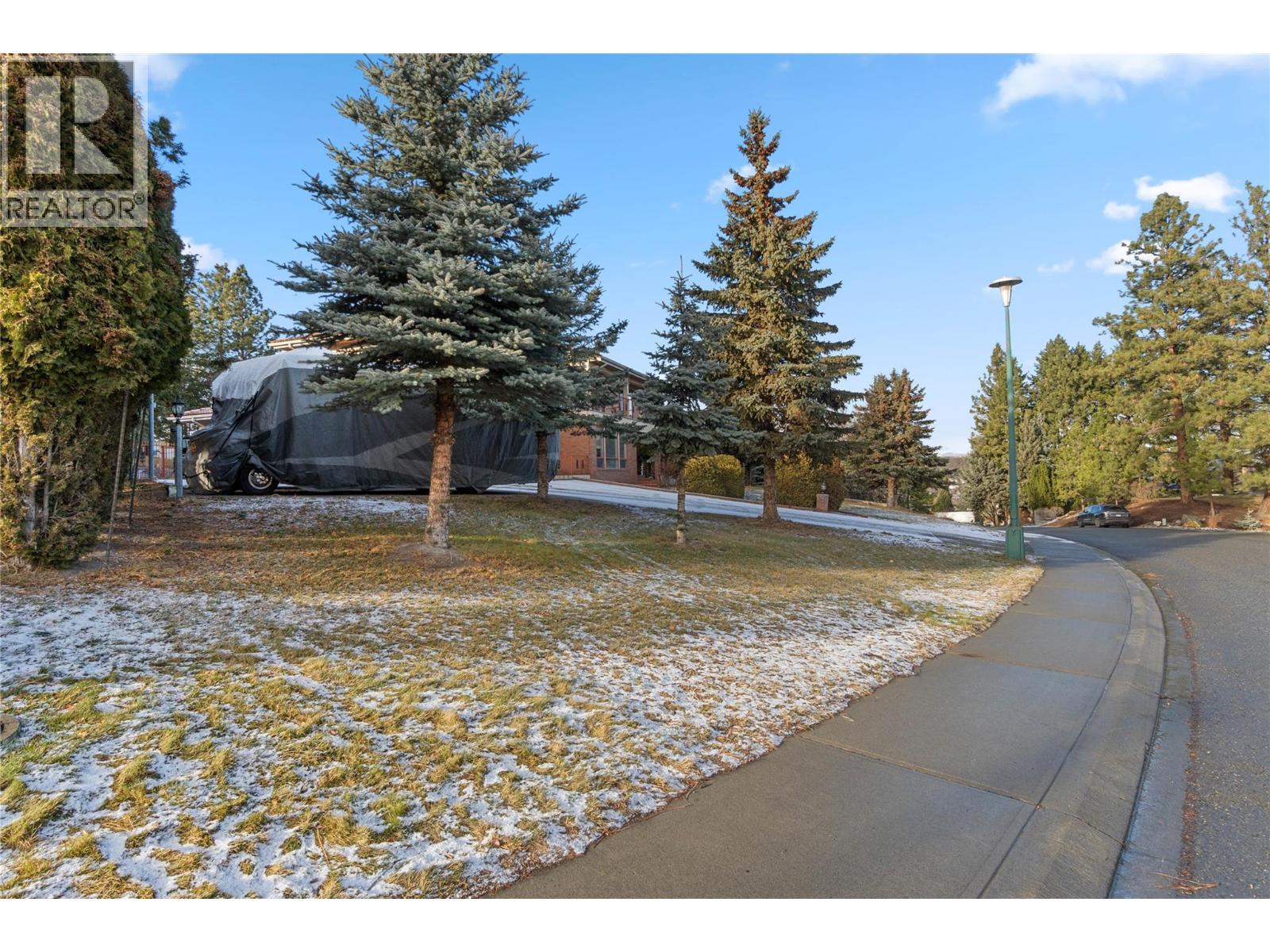 2058 Glenmohr Drive, Kamloops, British Columbia  V1S 1N4 - Photo 52 - 10371447