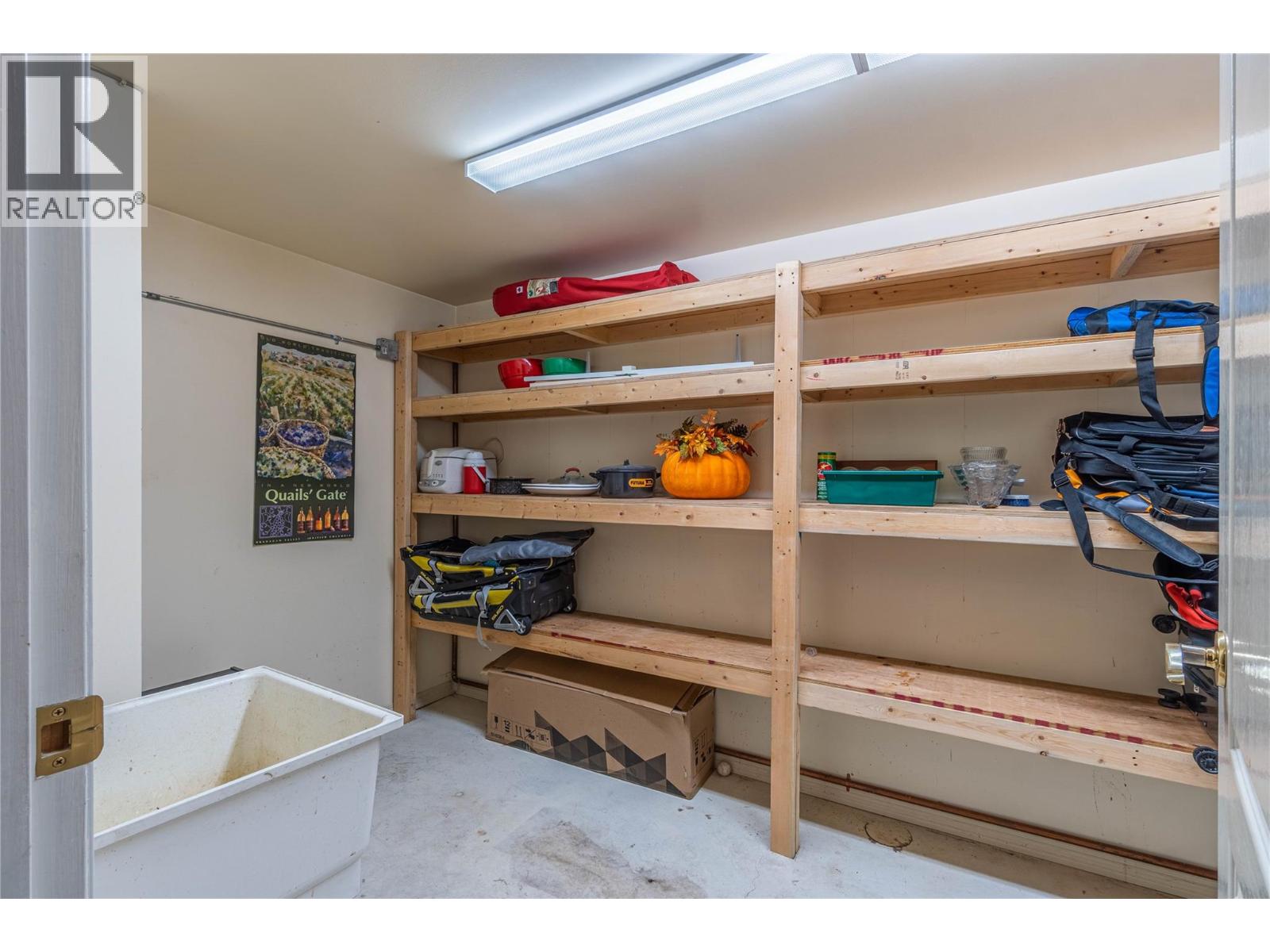 2058 Glenmohr Drive, Kamloops, British Columbia  V1S 1N4 - Photo 41 - 10371447