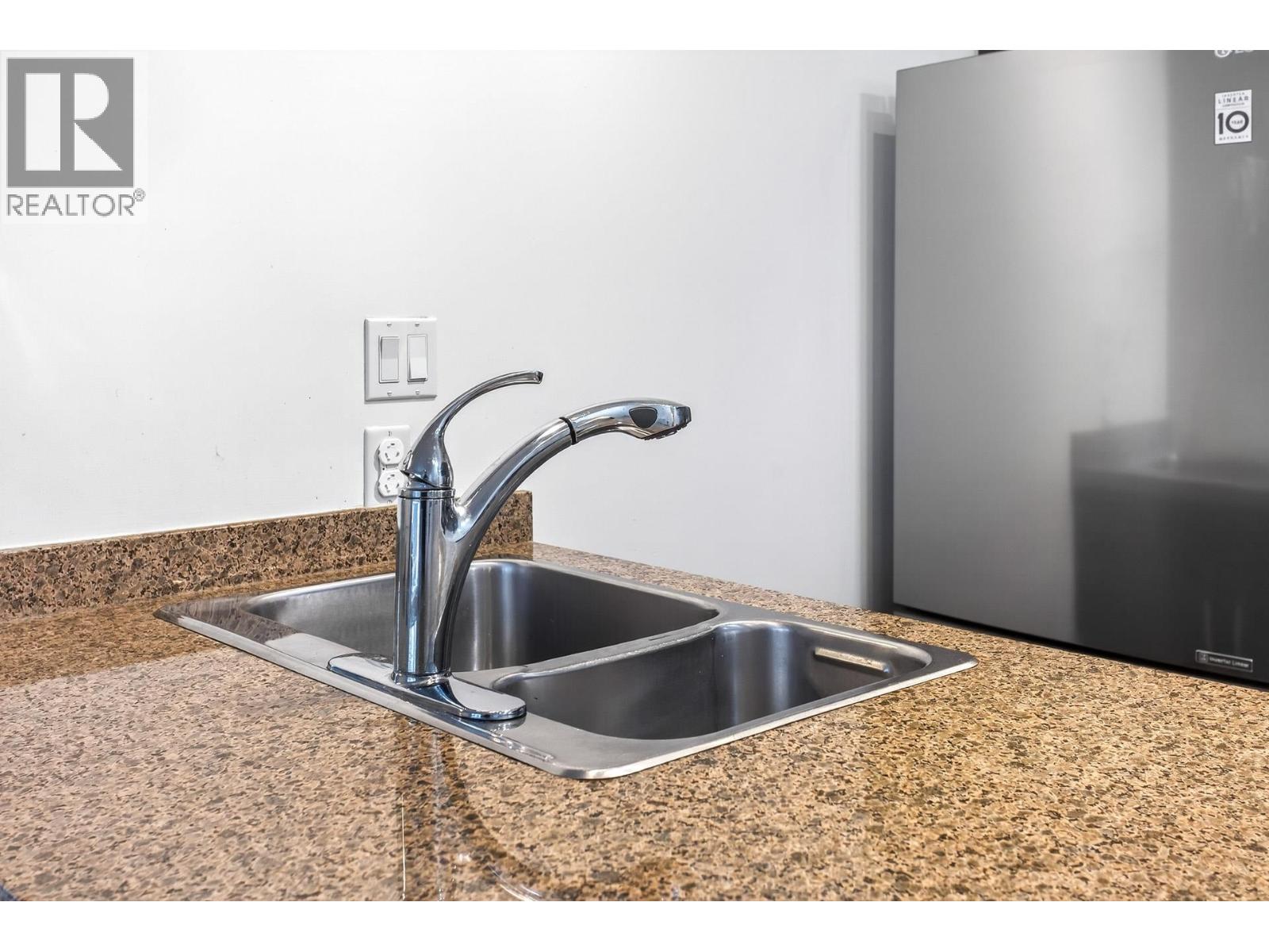 301 8400 Anderson Road, Richmond, British Columbia V6Y 1S6 - Photo 13 - R3099996