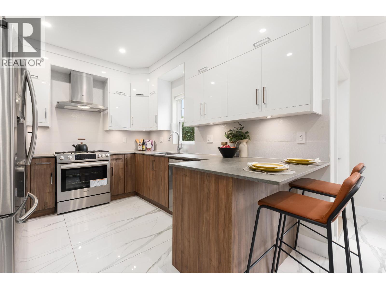 4 9219 Williams Road, Richmond, British Columbia  V7A 1G8 - Photo 2 - R3100005