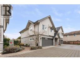 <div class="price">$1,379,900</div> 4 9219 Williams Road, Richmond<br><div style="margin-bottom:8px;"><small>Real Broker</small></div><div class='bed_bath'>3 Bed | 3 Bath</div>