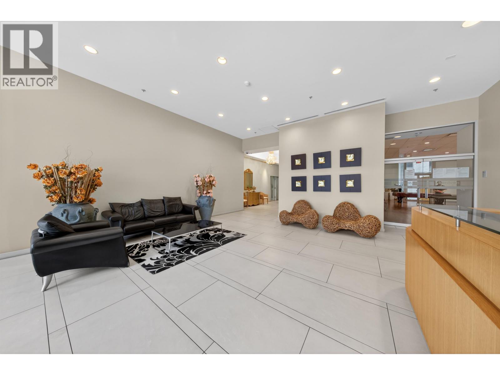 621 8080 Cambie Road, Richmond, British Columbia  V6X 0C1 - Photo 2 - R3100016