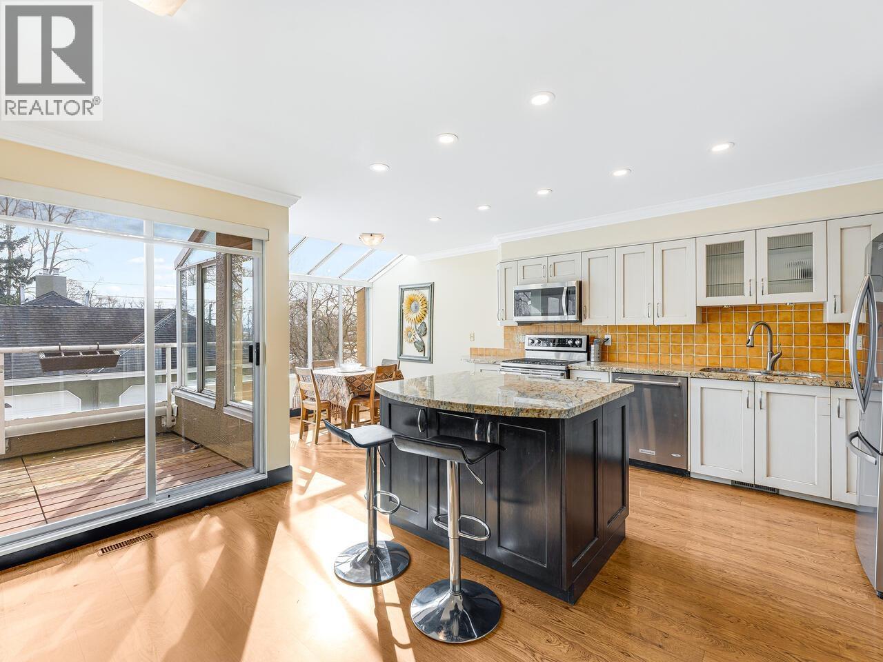 2387 Quayside Court, Vancouver, British Columbia V5P 4W2 - Photo 7 - R3100023