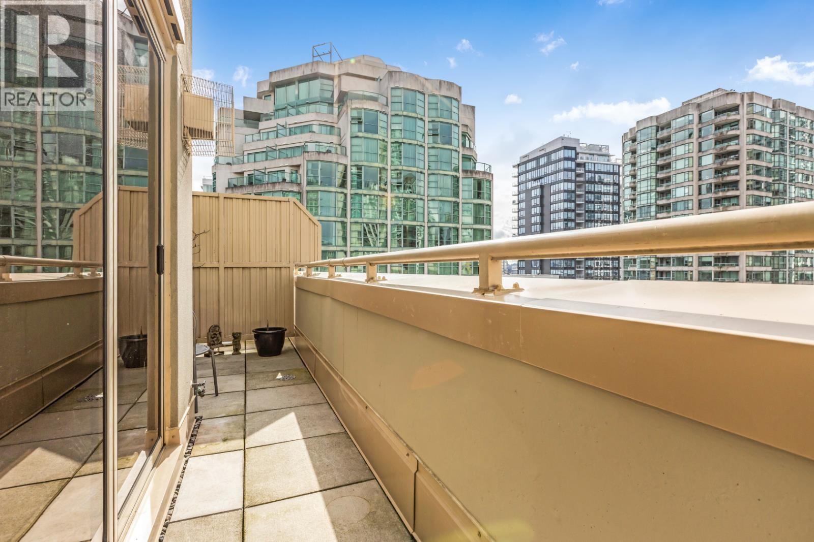 1404 819 Hamilton Street, Vancouver, British Columbia  V6B 6M2 - Photo 11 - R3100036