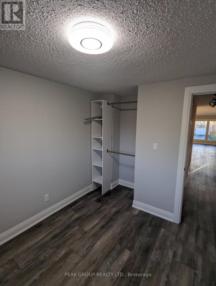 5072 University Avenue, Niagara Falls, Ontario  L2E 7B7 - Photo 1 - X12888090