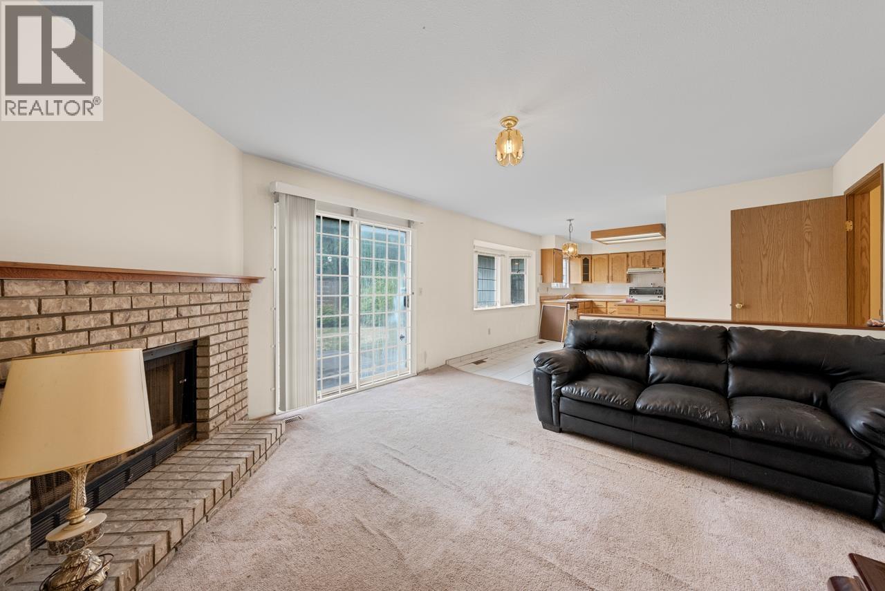 8020 General Currie Road, Richmond, British Columbia V6Y 1M1 - Photo 10 - R3100042