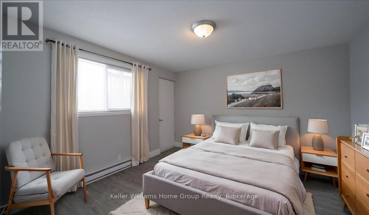 118 Chandler Drive, Kitchener, Ontario  N2E 1G6 - Photo 11 - X12888118