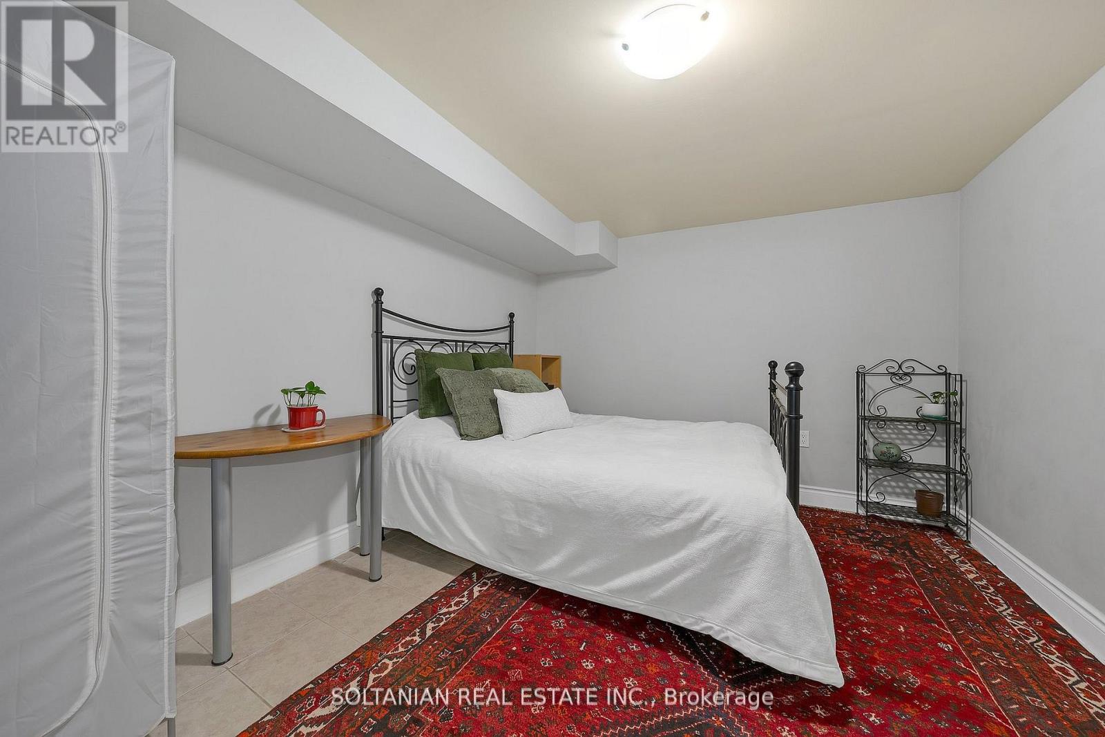 158 Hilda Avenue, Toronto, Ontario  M2M 1V9 - Photo 35 - C12888098