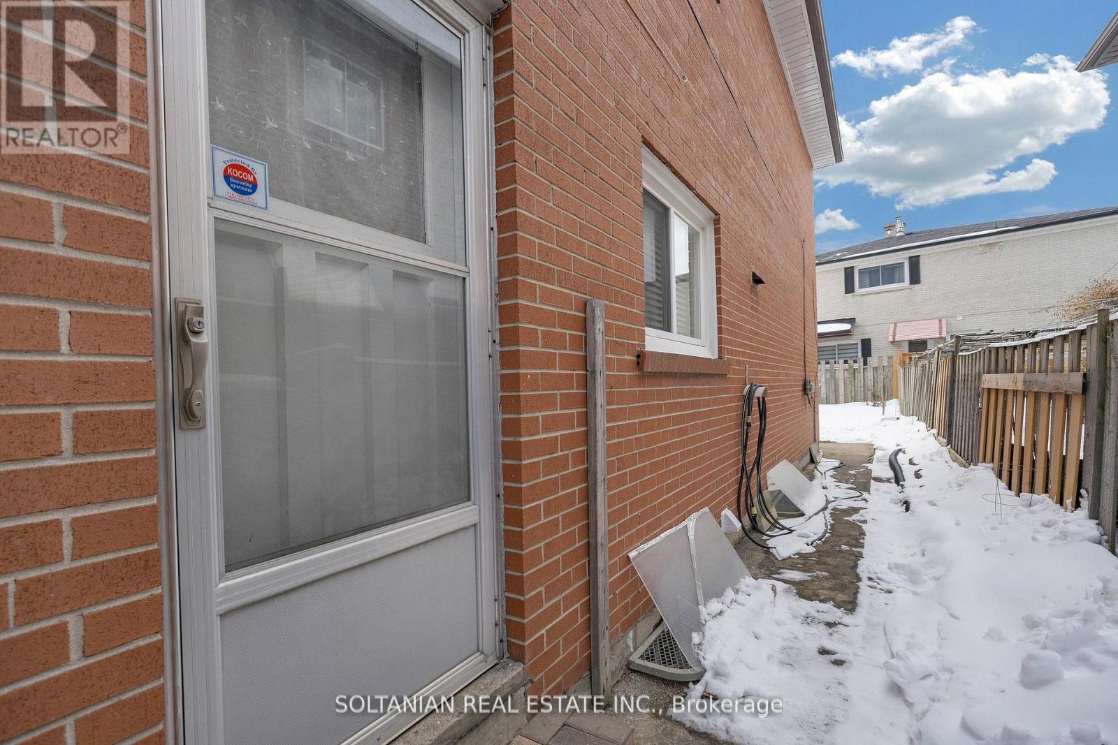 158 Hilda Avenue, Toronto, Ontario  M2M 1V9 - Photo 41 - C12888098