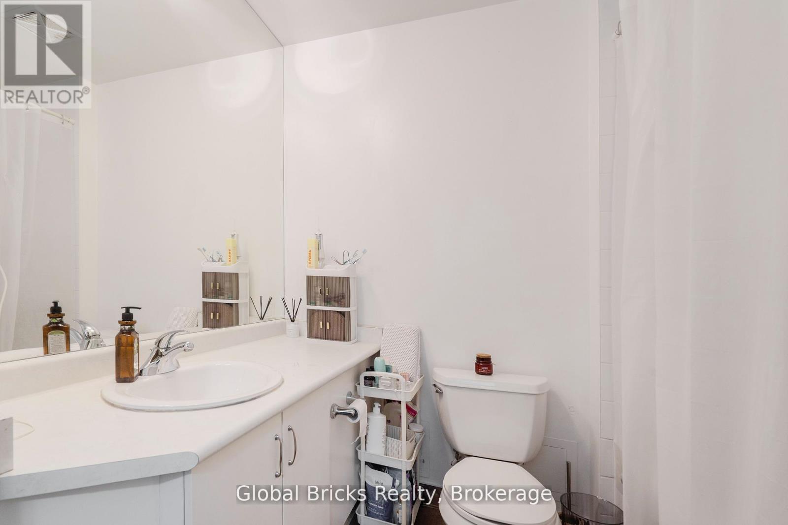 #215 - 215 Fort York Boulevard, Toronto, Ontario  M5V 4A1 - Photo 16 - C12888146