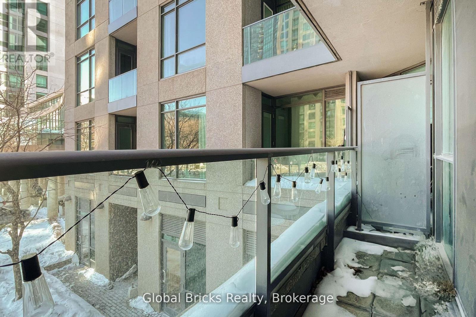 #215 - 215 Fort York Boulevard, Toronto, Ontario  M5V 4A1 - Photo 18 - C12888146