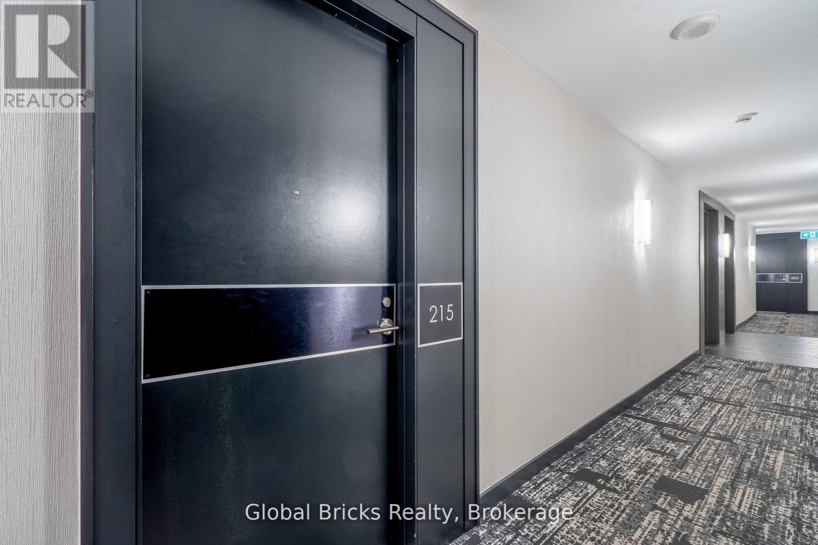 #215 - 215 Fort York Boulevard, Toronto, Ontario  M5V 4A1 - Photo 4 - C12888146