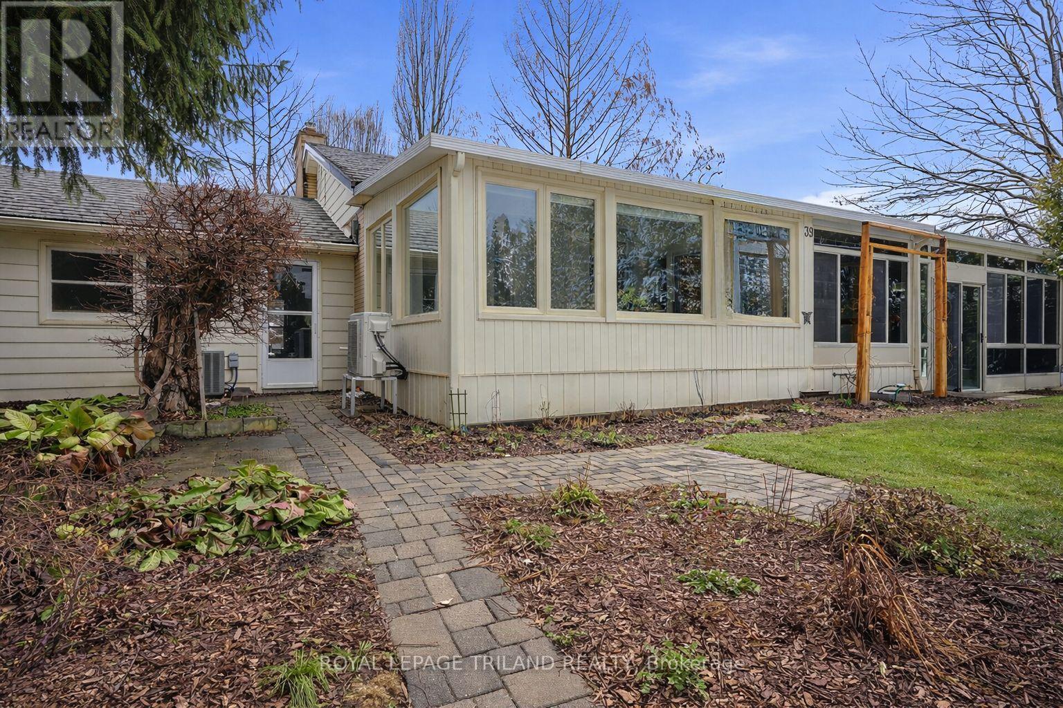 39 Ford Crescent, London North, Ontario  N6G 1H8 - Photo 40 - X12886210