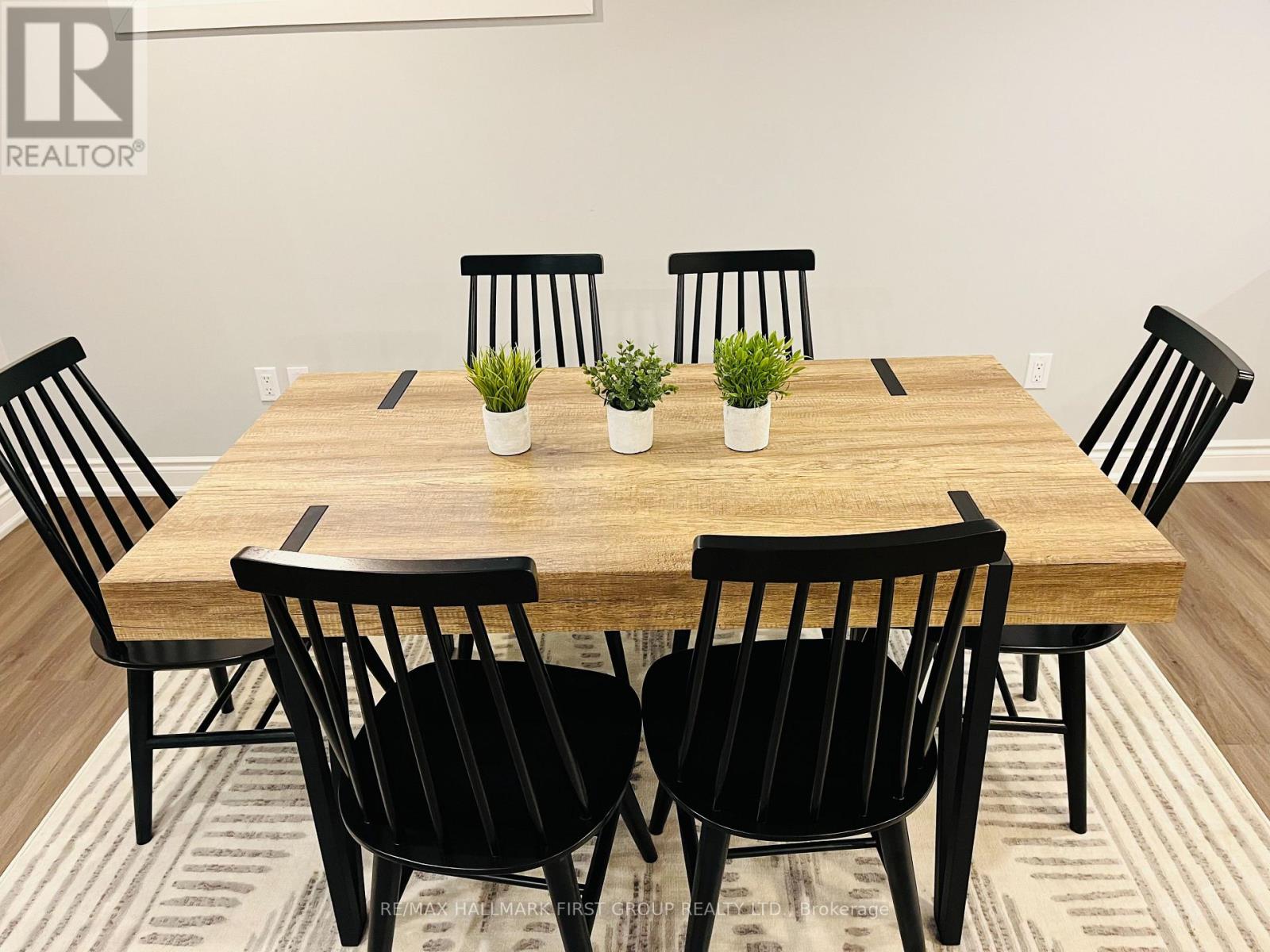 588 Marksbury Road, Pickering (West Shore), Ontario  L1W 2S8 - Photo 17 - E12888096