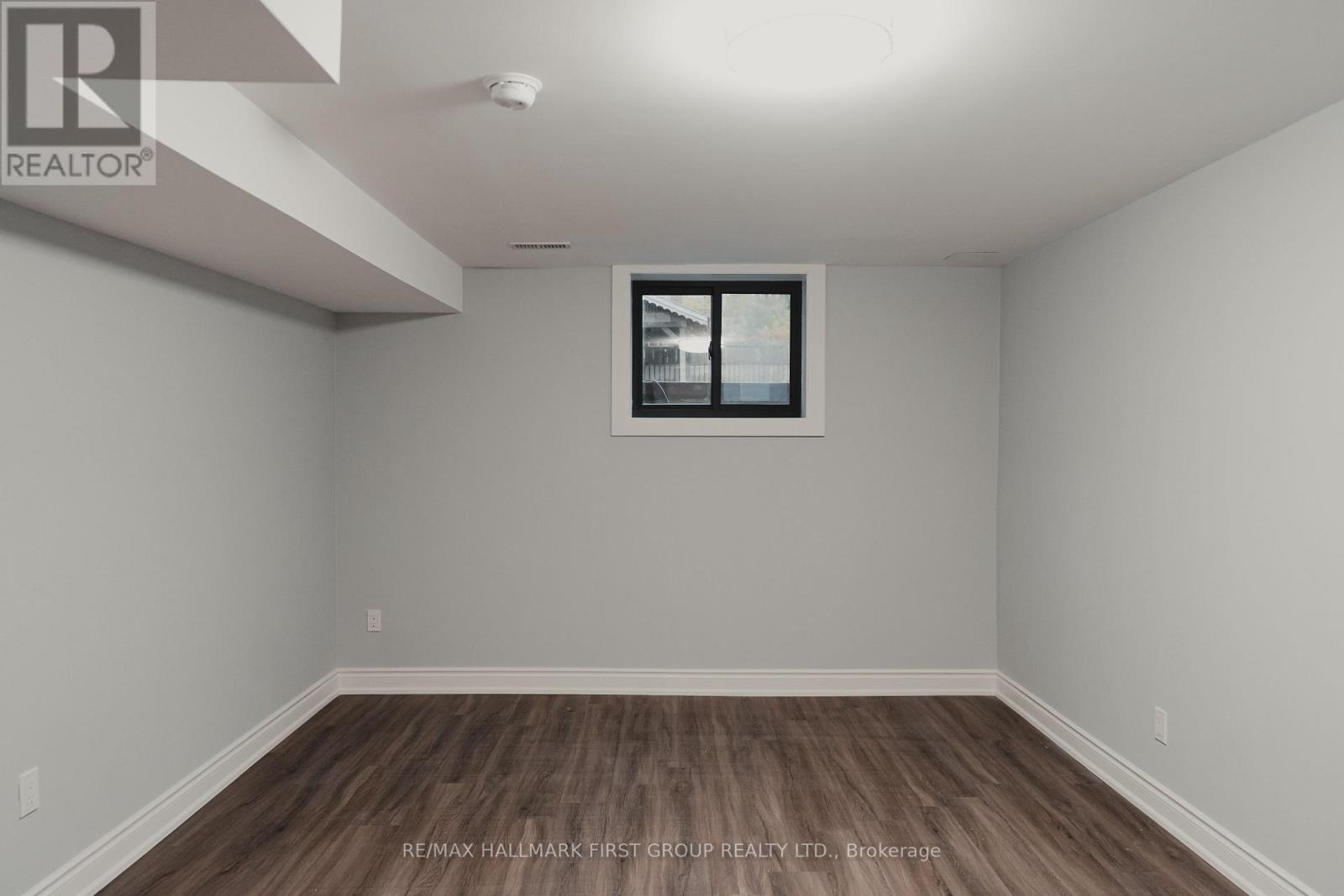 588 Marksbury Road, Pickering (West Shore), Ontario  L1W 2S8 - Photo 8 - E12888096