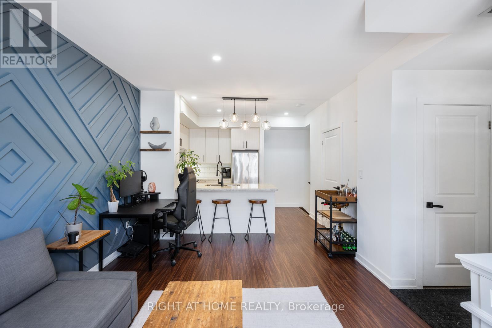 117 - 2320 GERRARD STREET E, Toronto, Ontario