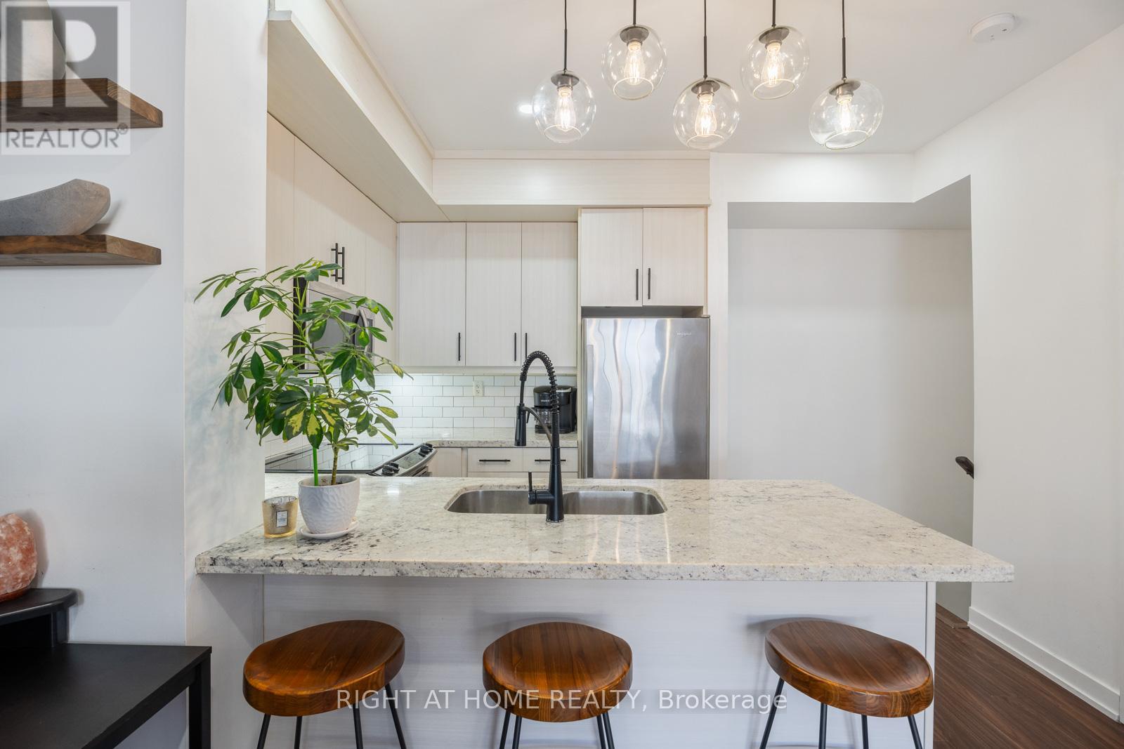 117 - 2320 Gerrard Street E, Toronto, Ontario  M4E 2E1 - Photo 15 - E12888156