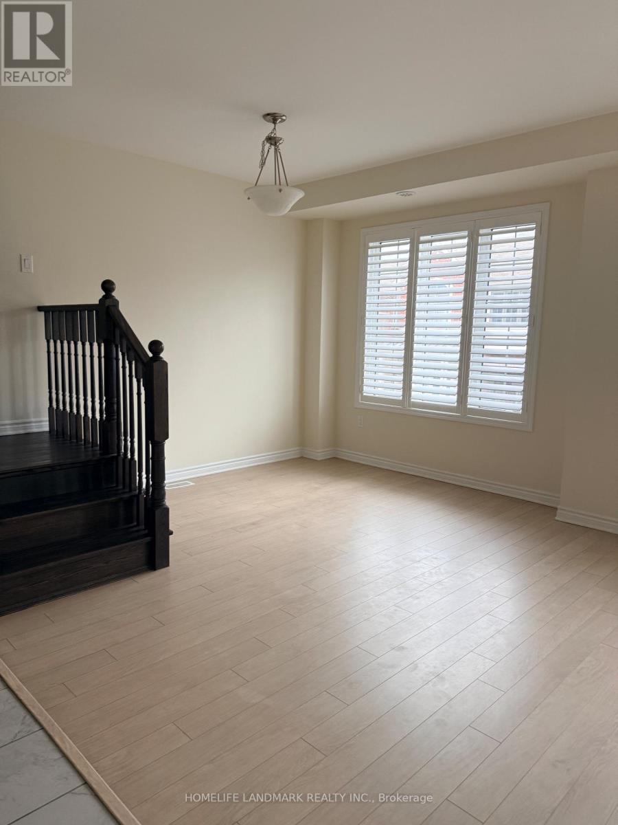 24 Windflower Way, Whitby, Ontario  L1P 0H9 - Photo 5 - E12888162