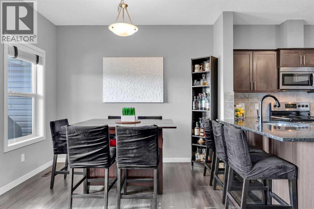 15 Copperpond Landing Se, Calgary, Alberta  T2Z 1G6 - Photo 10 - A2288713