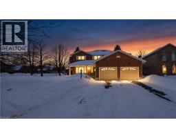 599 STONEBURY Crescent, Waterloo, Ontario