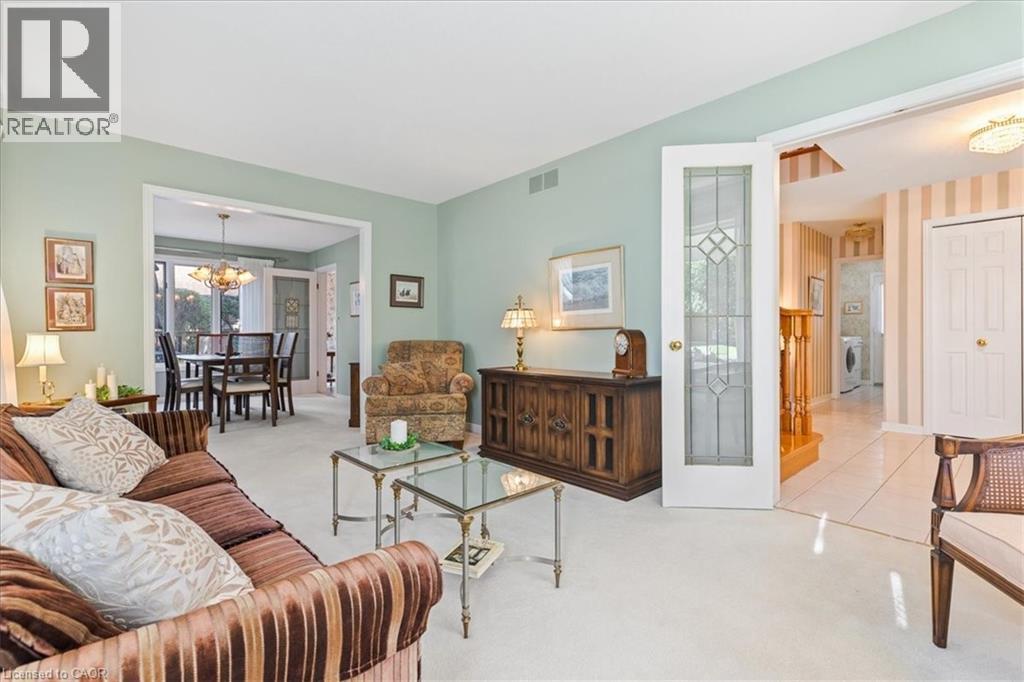 599 Stonebury Crescent, Waterloo, Ontario  N2K 3R2 - Photo 6 - 40804251