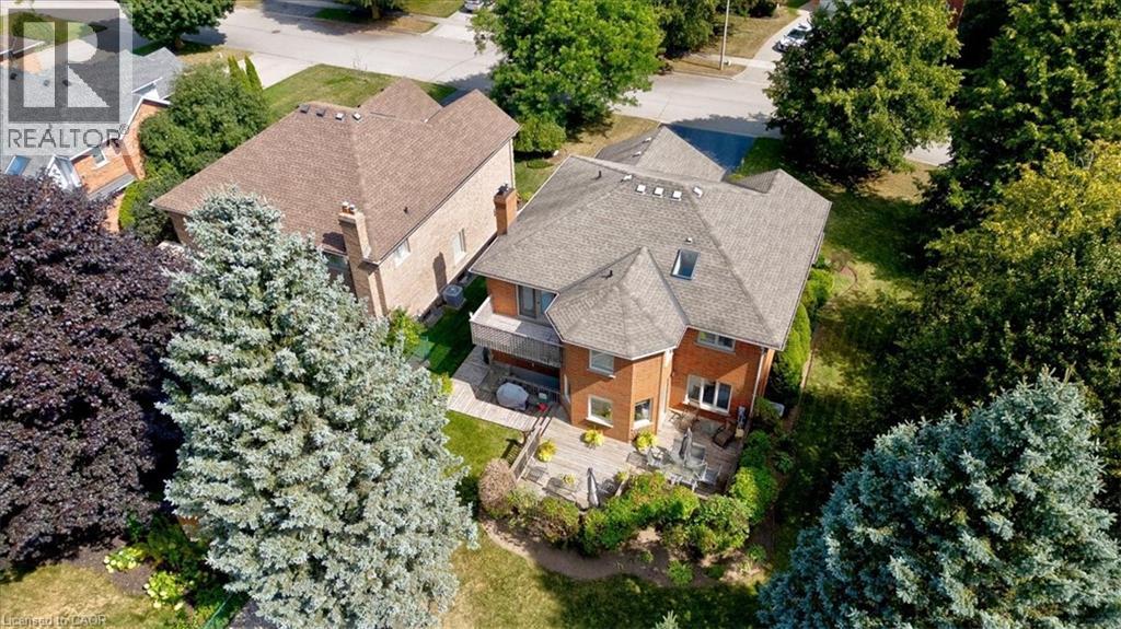 599 Stonebury Crescent, Waterloo, Ontario  N2K 3R2 - Photo 38 - 40804251