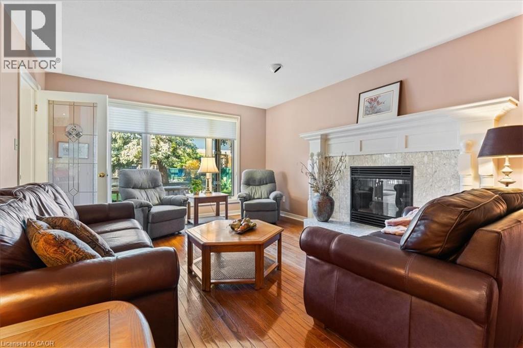 599 Stonebury Crescent, Waterloo, Ontario  N2K 3R2 - Photo 16 - 40804251