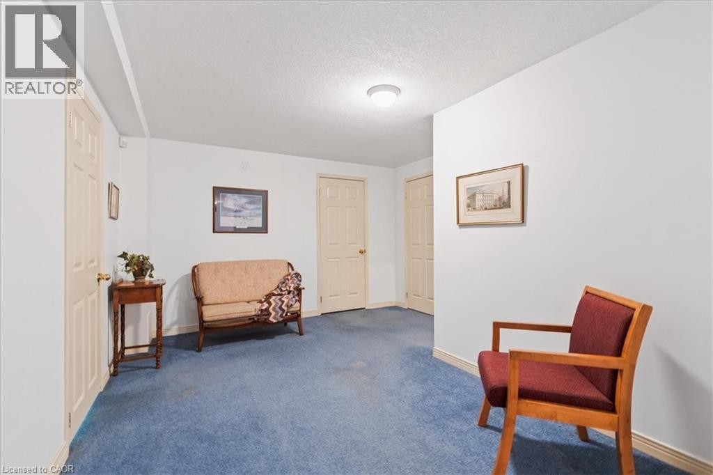 599 Stonebury Crescent, Waterloo, Ontario  N2K 3R2 - Photo 31 - 40804251