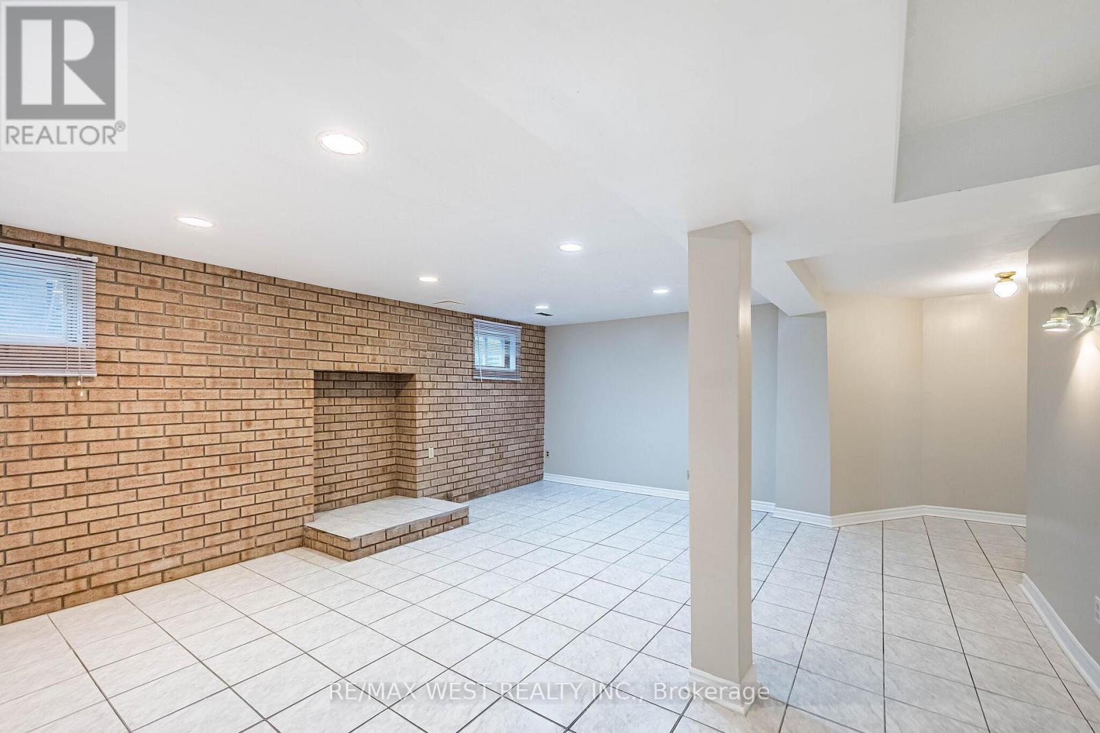 81 Vera St Street, Vaughan, Ontario  L4L 5S4 - Photo 44 - N12888034