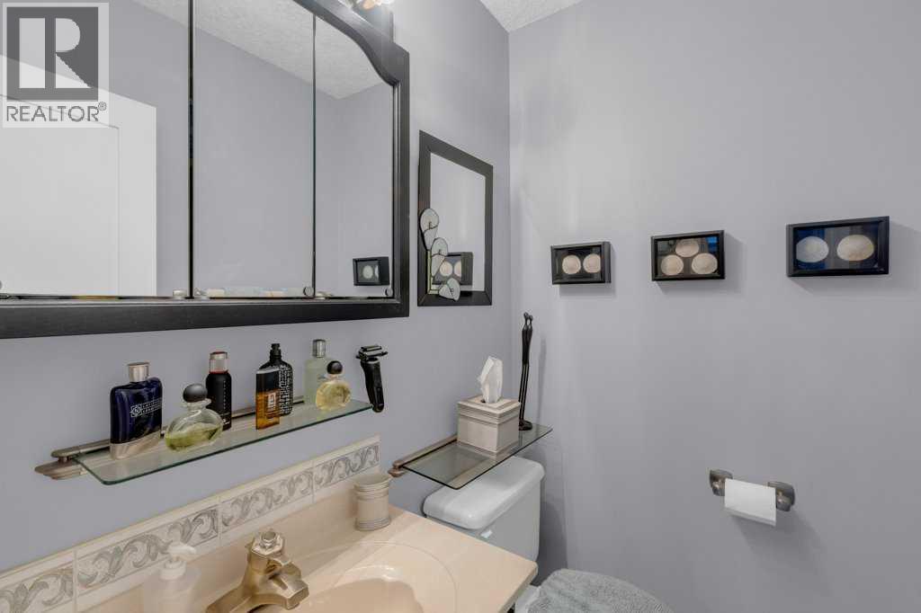 6019 Lakeview Drive Sw, Calgary, Alberta  T3E 5S9 - Photo 22 - A2293017